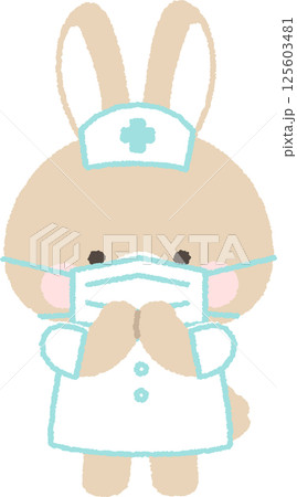 マスクをつけた茶色うさぎの看護師 マスクをつけた茶色うさぎの看護師 125603481