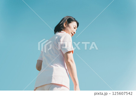 50代看護師 125607542