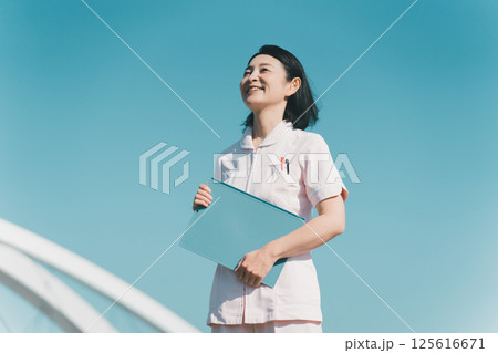 50代看護師 125616671