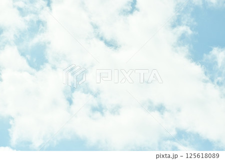 ファンシーな空をイメージした背景素材 125618089