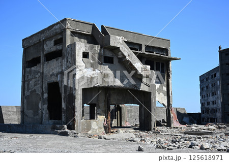 軍艦島 125618971