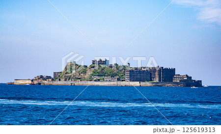 軍艦島　全景 125619313