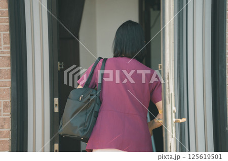 50代看護師 50代看護師 125619501