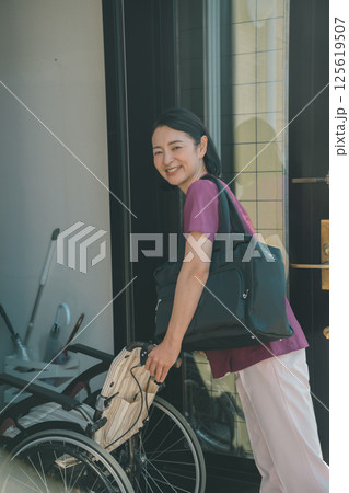 50代看護師 50代看護師 125619507
