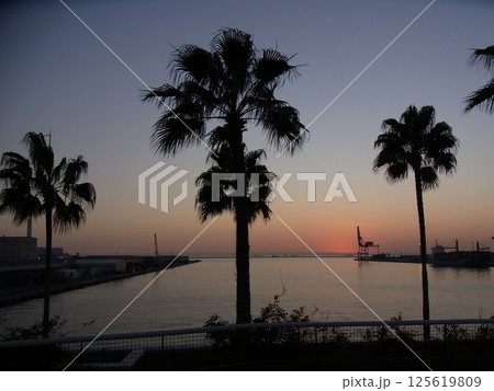 sunset sea side sunset sea side 125619809