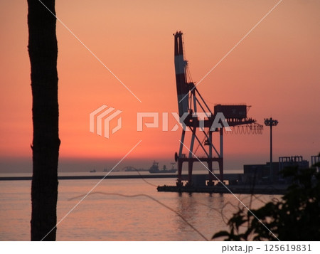 sunset sea side 125619831