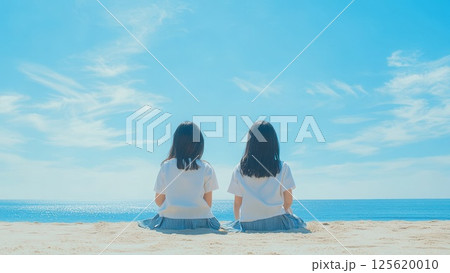 海を見つめる2人の少女_2 125620010