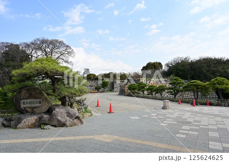 県立明石公園の入場口 125624625
