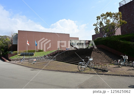 兵庫県立図書館（明石城内） 125625062