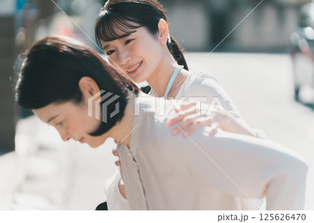 外出支援・ヘルパー同行サービス 125626470
