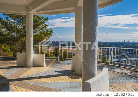 浜松市の細江公園の展望台の風景(静岡県) 125627013