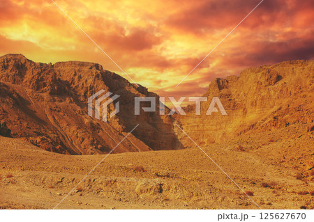 Mountain desert. Sandstone mountains against the blue sky 125627670