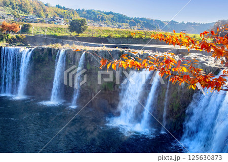 原尻の滝 紅葉 原尻の滝 紅葉 125630873