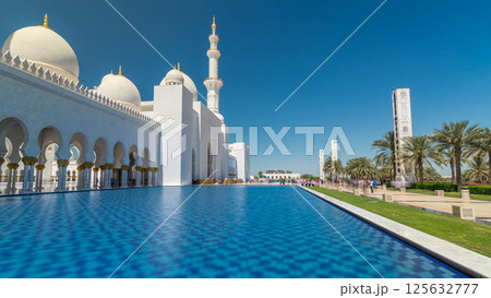 Sheikh Zayed Grand Mosque timelapse hyperlapse in Abu Dhabi, the capital city of United Arab Emirates 125632777
