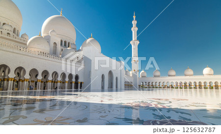 Sheikh Zayed Grand Mosque timelapse hyperlapse in Abu Dhabi, the capital city of United Arab Emirates 125632787