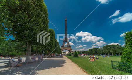 Eiffel Tower on Champs de Mars in Paris timelapse hyperlapse, France 125633188
