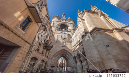 Porte Saint Eloi timelapse hyperlapse or Grosse Cloche, a medieval gothic gate in Bordeaux, France. 125633722