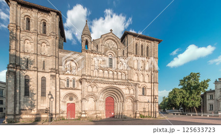 Eglise Abbatiale Sainte-Croix timelapse hyperlapse in Bordeaux, France, Romanesque Catholic church 125633723