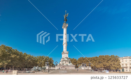 Monument Aux Girondins on Esplanade Des Quinconces timelapse hyperlapse in Bordeaux, France 125633727