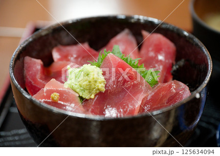 マグロ丼 マグロ丼 125634094