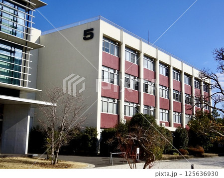 東京理科大学野田キャンパス五号館　千葉県野田市 125636930