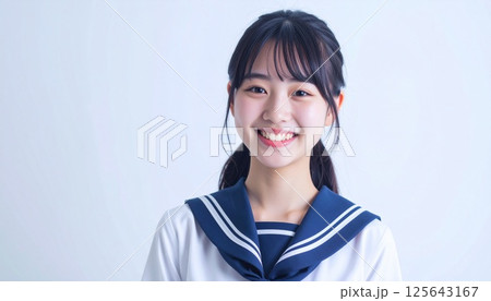 笑顔の女子高生イメージ 125643167