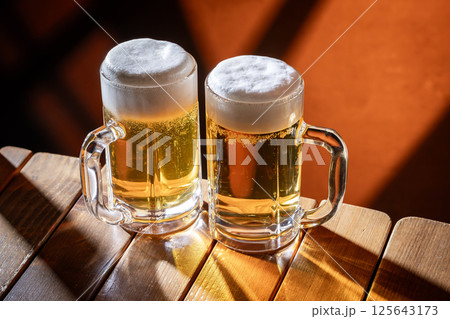 ビール　beer 125643173