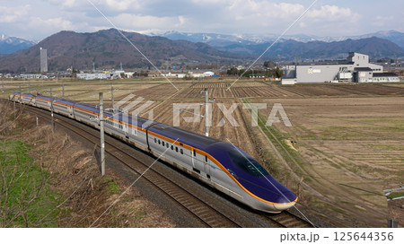 E8系山形新幹線 125644356