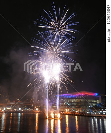 Fireworks at Darling Harbour 125646847