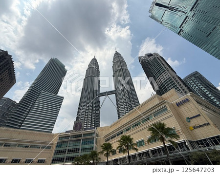 マレーシアKLCCでみる風景 125647203