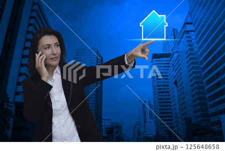 Business real estate online concept 125648658