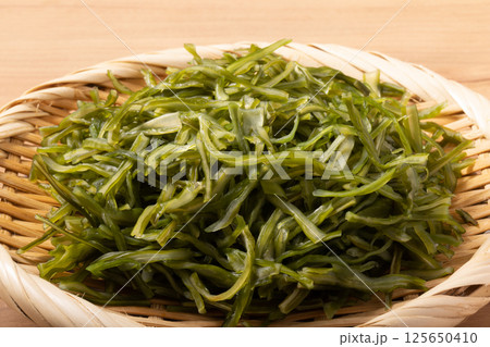 三陸産　茎わかめ 125650410