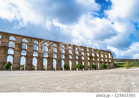 The Amoreira Aqueduct in the city of Elvas in Alentejo, Portugal. 125653305
