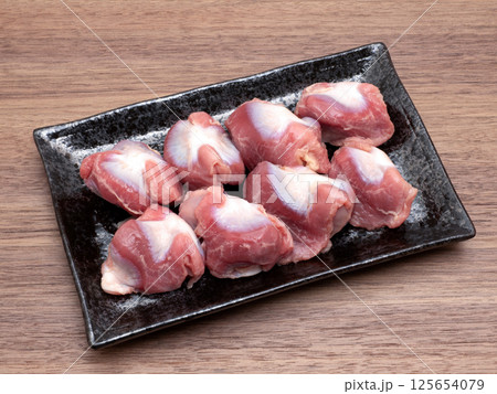 鶏肉 砂肝 鶏肉 砂肝 125654079