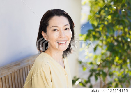 女性ポートレート 125654156