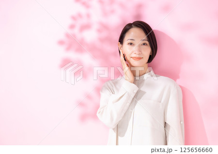 女性　ポートレート	 125656660