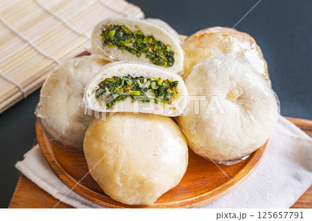 青菜のおやき 125657791