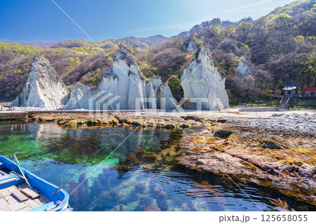 「青森県」仏ヶ浦の風景　佐井村 125658055