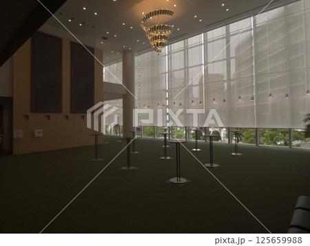劇場のロビー、東京都大田区「太田区民ホール アプリコ」 劇場のロビー、東京都大田区「太田区民ホール アプリコ」 125659988