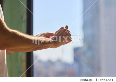 Applying Skincare Cream Daily on Hands for Achieving Healthy, Hydrated, and Radiant Skin Care 125663284
