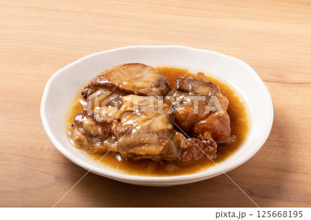 豚軟骨ソーキ煮付け 豚軟骨ソーキ煮付け 125668195