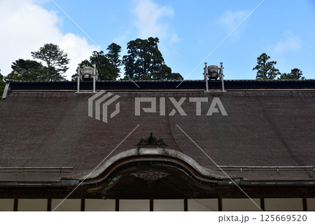 高野山 金剛峯寺 天水桶 高野山 金剛峯寺 天水桶 125669520