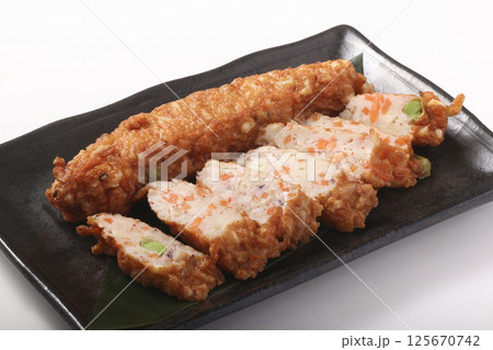 ピリ辛 けんちん棒(魚肉練製品) ピリ辛 けんちん棒(魚肉練製品) 125670742