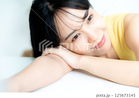 若い女性の美容イメージ 若い女性の美容イメージ 125673145