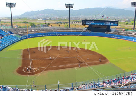 【愛媛県松山市】　坊っちゃんスタジアム　高校野球 125674794