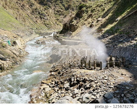 湯田中支部温泉郷_ 渋の地獄谷噴泉_日本猿が入る温泉 湯田中支部温泉郷_ 渋の地獄谷噴泉_日本猿が入る温泉 125678276