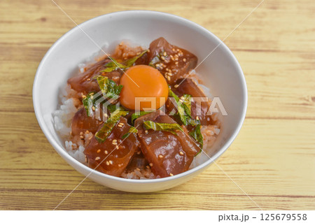 ハマチのユッケ丼 125679558