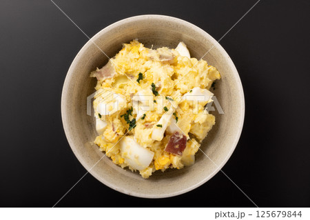 さつまいものポテトサラダ 125679844