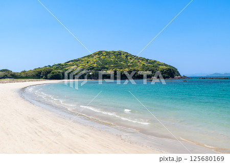 御座白浜の綺麗な海（三重県志摩市志摩町） 125680169