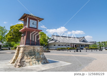 岡崎城公園のからくり時計と三河武士のやかた家康館（愛知県岡崎市） 125680229